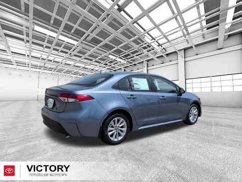 Used 2026 Toyota Corolla LE w/ LE Premium Package FWD image 3