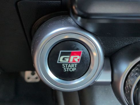 Used 2023 Toyota GR86 Premium RWD image 26