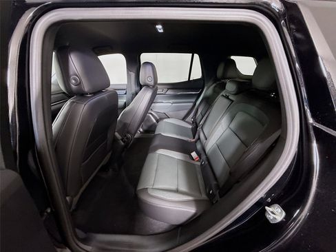 New 2026 GMC Terrain AT4 w/ Convenience Package III image 18