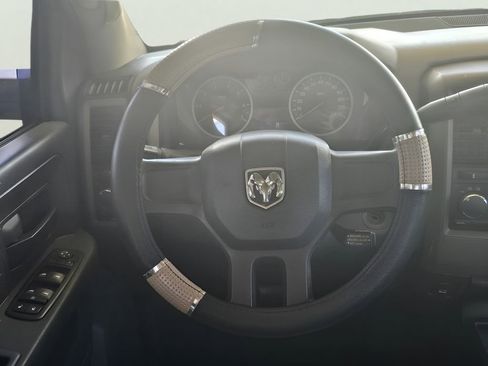 Used 2011 RAM 1500 ST w/ ST Popular Equipment Group AWD/4WD image 34