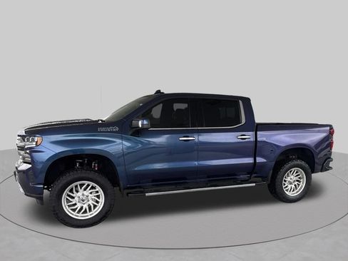 Used 2022 Chevrolet Silverado 1500 High Country w/ Z71 Off-Road Package AWD/4WD image 3