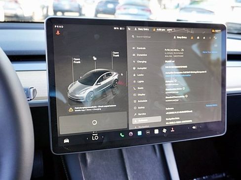 Used 2022 Tesla Model 3 Long Range image 28