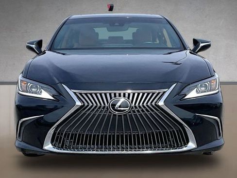 Used 2023 Lexus ES 350 w/ Accessory Package (Z2) FWD image 3