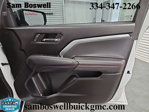 Used 2024 Chevrolet Colorado Z71 image 38