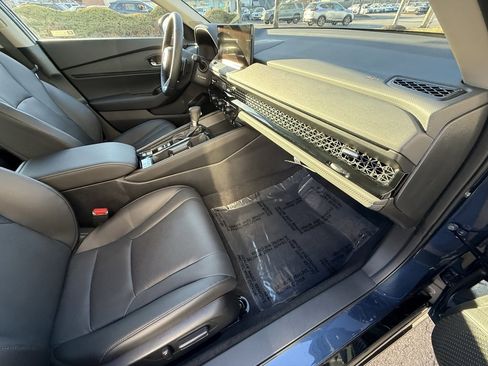 Certified 2025 Honda Accord Touring image 44