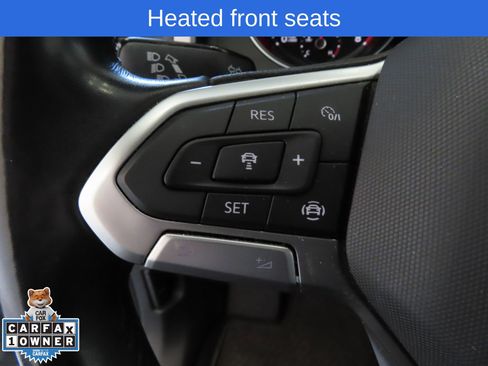 Used 2020 Volkswagen Atlas Cross Sport SE w/ Towing Package image 15