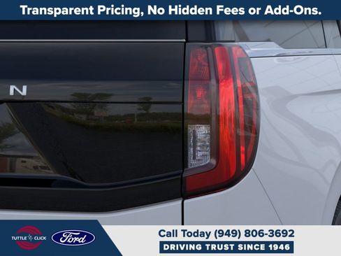 New 2026 Ford Expedition Active image 21