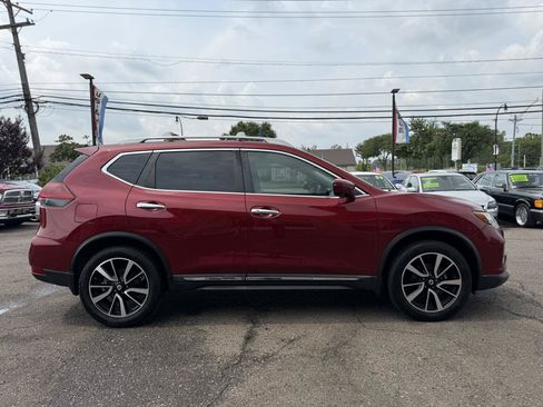 Used 2020 Nissan Rogue SL w/ Premium Package FWD image 6