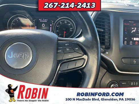 Used 2020 Jeep Cherokee Latitude Plus AWD/4WD image 14