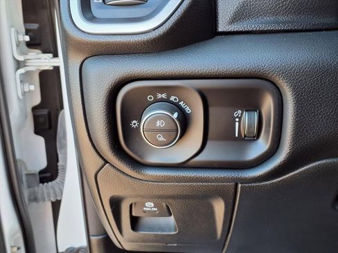 Used 2023 RAM 1500 Big Horn image 21