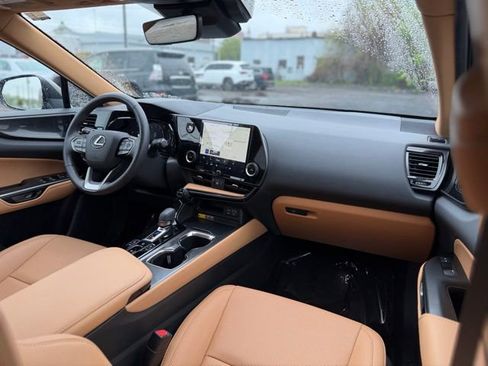 Used 2025 Lexus NX 350 AWD w/ Accessory Package (2T) image 18