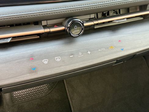 Used 2023 Nissan Ariya ENGAGE image 24