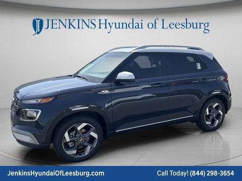 New 2026 Hyundai Venue SEL FWD image 10