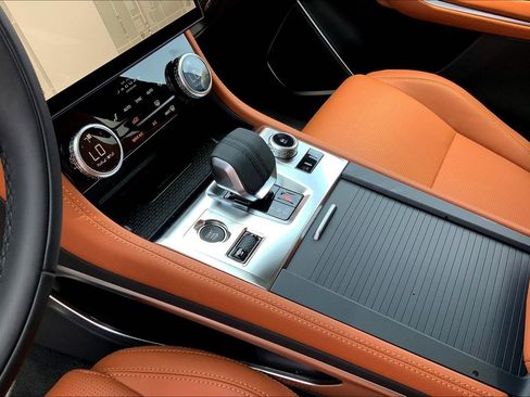 New 2026 Jaguar F-PACE R-Dynamic S image 7