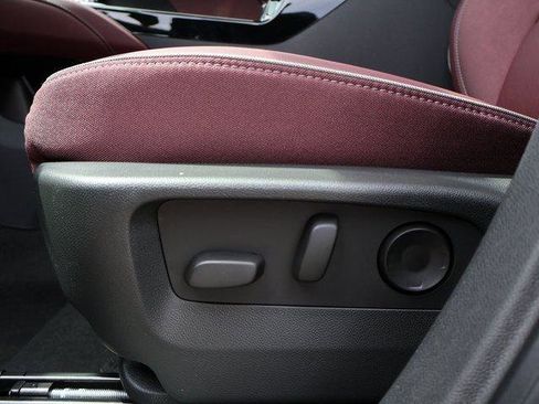 New 2025 Buick Envision Sport Touring image 21