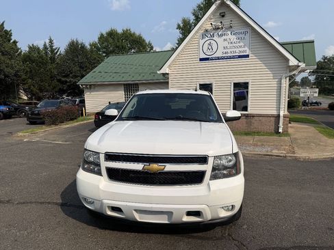 Used 2012 Chevrolet Suburban LT AWD/4WD image 2
