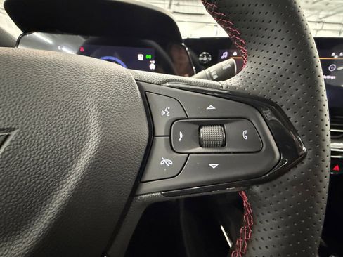 New 2026 Chevrolet Trax RS w/ Sunroof Package image 18