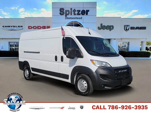 Used 2023 RAM ProMaster 2500 FWD image 1