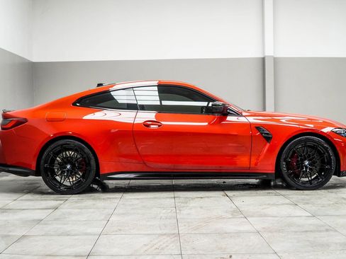 Used 2021 BMW M4 Competition w/ M Carbon Exterior Package RWD image 6