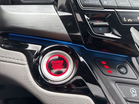 Used 2023 Honda Odyssey Touring image 21