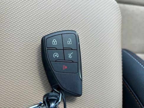 New 2026 Chevrolet Equinox ACTIV w/ Safety and Technology Package FWD image 38