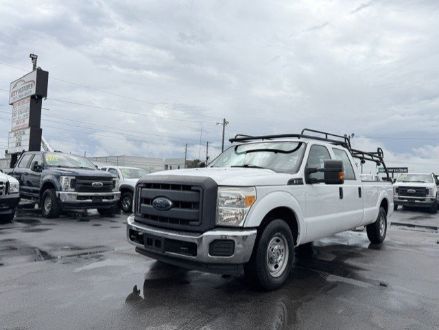 Used 2015 Ford F250 XL w/ Power Equipment Group RWD image 2