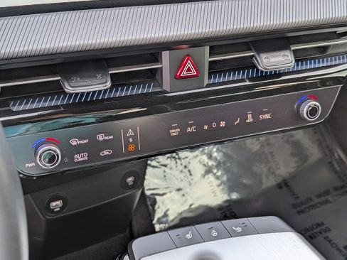 Certified 2023 Kia EV6 GT image 27