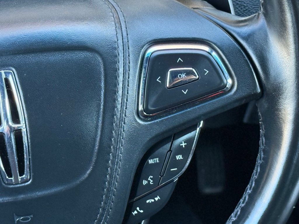Used 2017 Lincoln MKZ Reserve w/ Climate Package FWD image 22