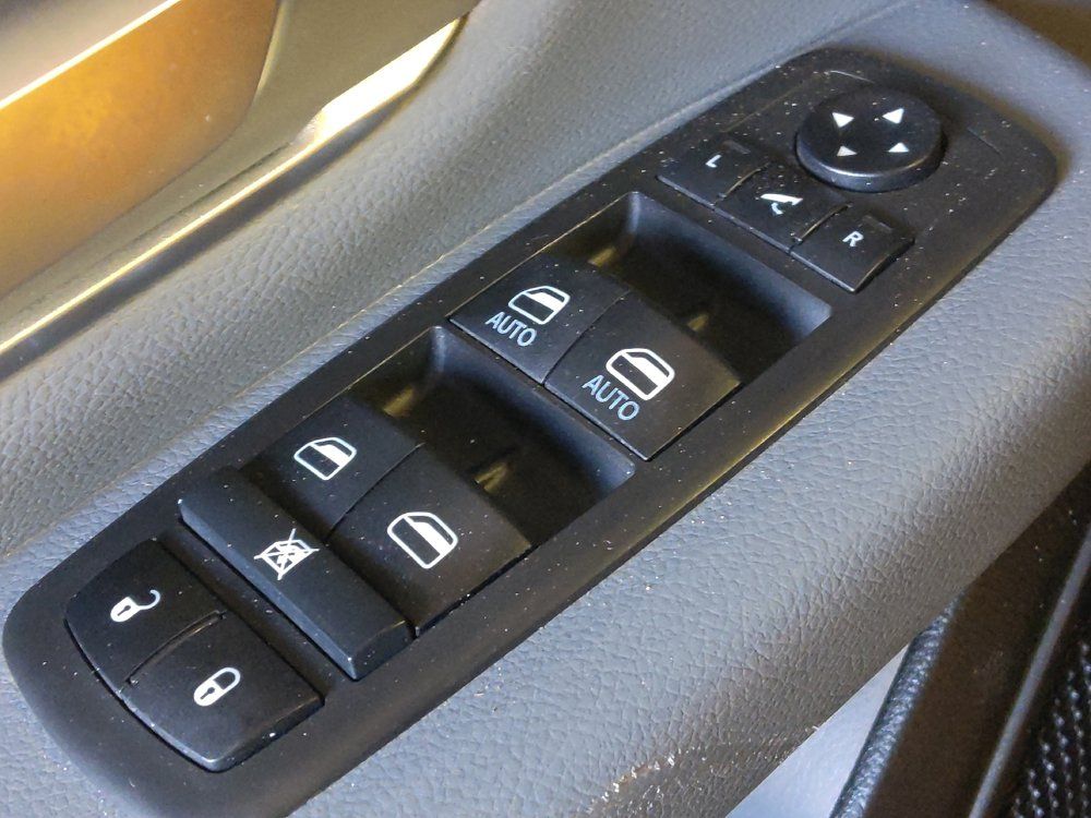 Used 2021 RAM 1500 Big Horn AWD/4WD image 27