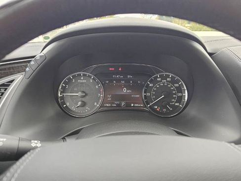 Certified 2024 INFINITI QX80 Sensory AWD/4WD image 22