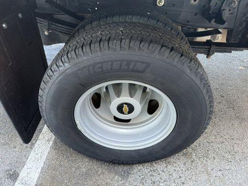 Used 2020 Chevrolet Silverado 3500 W/T w/ WT Fleet Convenience Package image 7