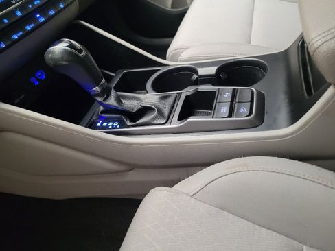 Used 2018 Hyundai Tucson Value FWD image 26