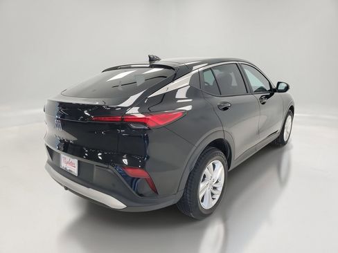 Used 2025 Buick Envista Preferred image 6