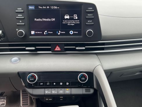New 2026 Hyundai Elantra Sport FWD image 28
