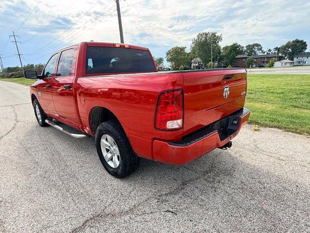 Used 2018 RAM 1500 Express AWD/4WD image 9