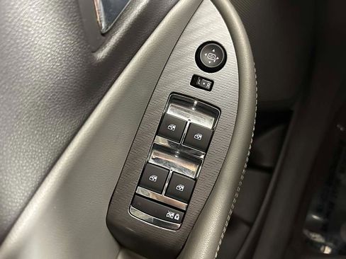 Used 2015 Chevrolet Impala LS w/ LS Convenience Package image 35