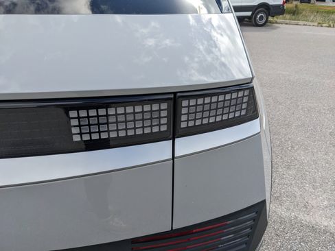 Used 2023 Hyundai Ioniq 5 SEL image 12