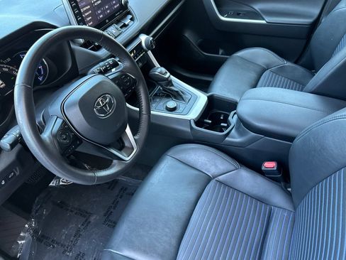 Certified 2022 Toyota RAV4 XSE AWD/4WD image 10