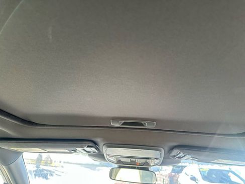 Used 2025 Subaru Forester Premium image 20