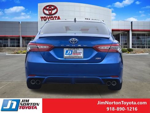 Used 2019 Toyota Camry XSE FWD image 7