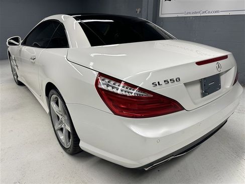 Used 2014 Mercedes-Benz SL 550 image 11