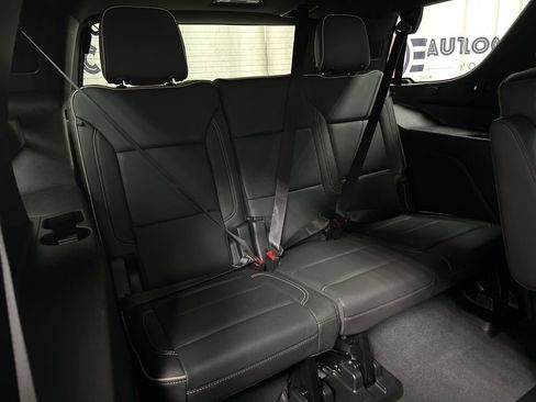 Used 2022 Chevrolet Tahoe Premier AWD/4WD image 22
