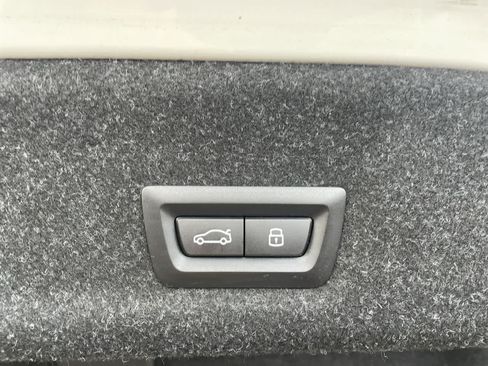 Used 2025 BMW M340i xDrive w/ Premium Package AWD/4WD image 18