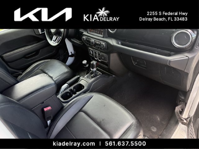 Used 2021 Jeep Wrangler Unlimited Sahara AWD/4WD image 10