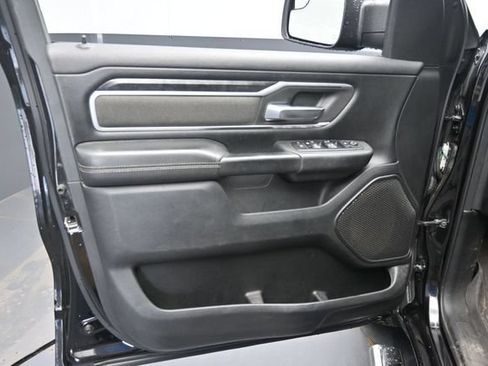 Used 2019 RAM 1500 Big Horn AWD/4WD image 11