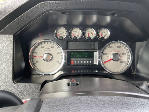 Used 2010 Ford F350 Lariat AWD/4WD image 12