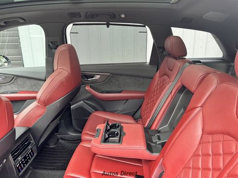Used 2022 Audi SQ7 Prestige AWD/4WD image 34