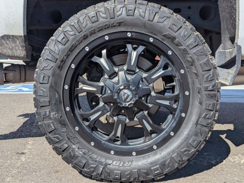 Used 2017 Chevrolet Silverado 2500 LT w/ LT Fleet Convenience Package image 46