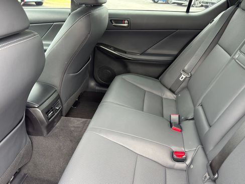 Used 2023 Lexus IS 300 w/ Premium Package RWD image 29