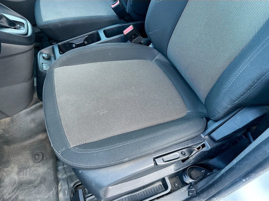 Used 2023 Ford Transit Connect XL FWD image 19